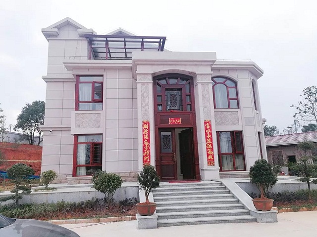 株洲別墅空氣源熱泵機(jī)組外景實(shí)拍 株洲別墅空氣源熱泵機(jī)組外景實(shí)拍